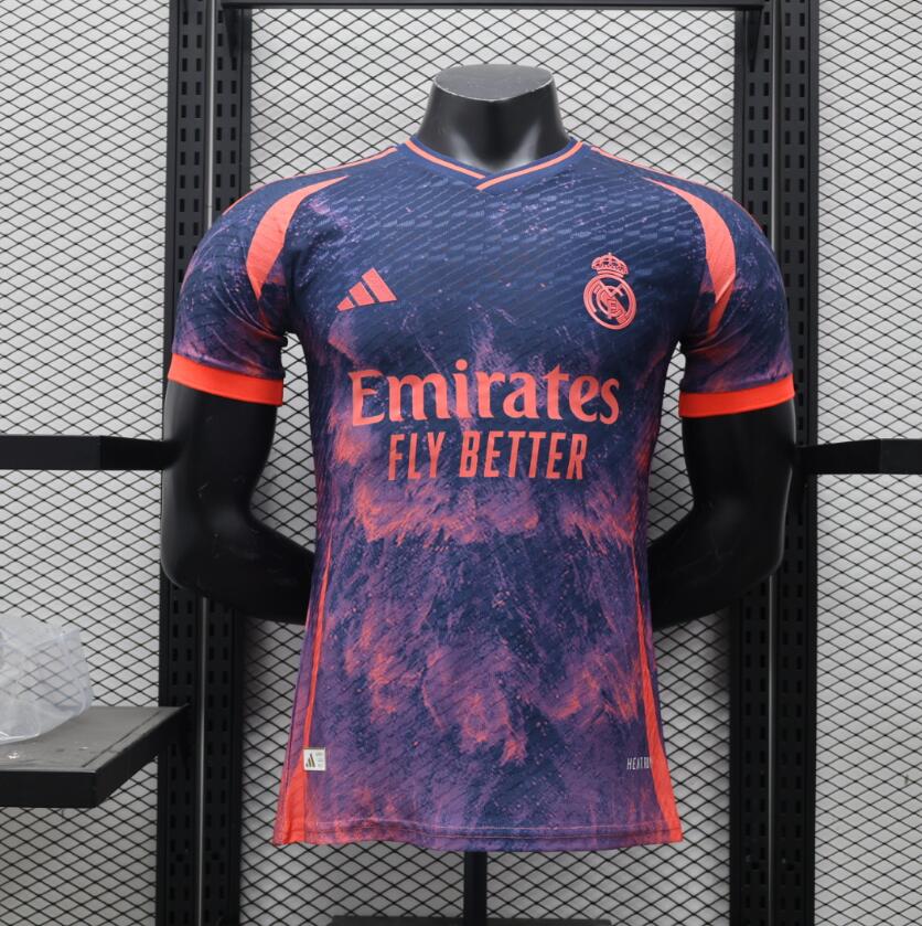 Maillot Real M adrid Édition Spéciale 2024/25